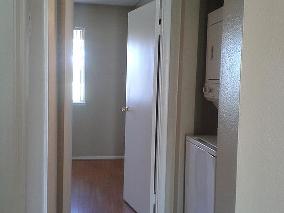 5th image of 3273 Savalli St Unit C