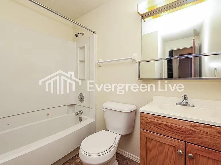 6240 Greenfield Way — Photo 14