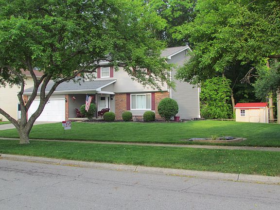4th image of 441 Michael Ave