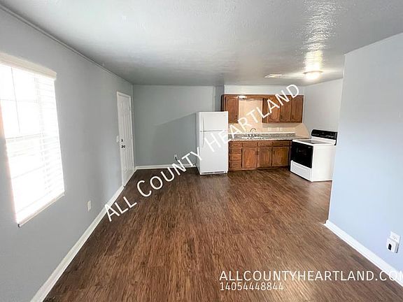 3rd image of 119 S K Ave