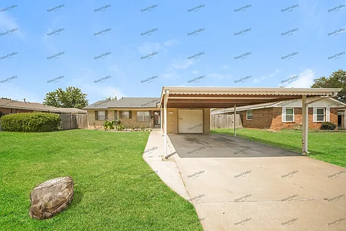 2217 Connie Dr Photo 1
