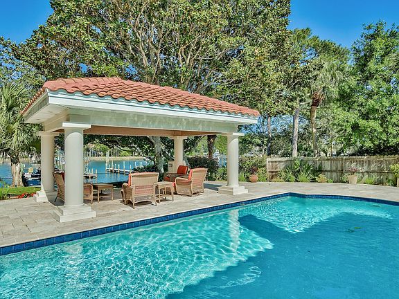 4th image of 76 Indian Bayou Dr