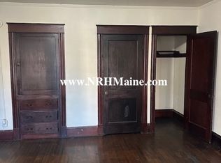 15 High St, Auburn, ME 04210