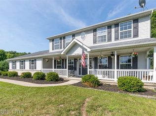 5155 Spruceview Ln, Fowlerville, MI 48836