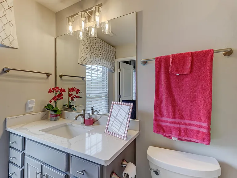 905 Lyndley Dr — Photo 26
