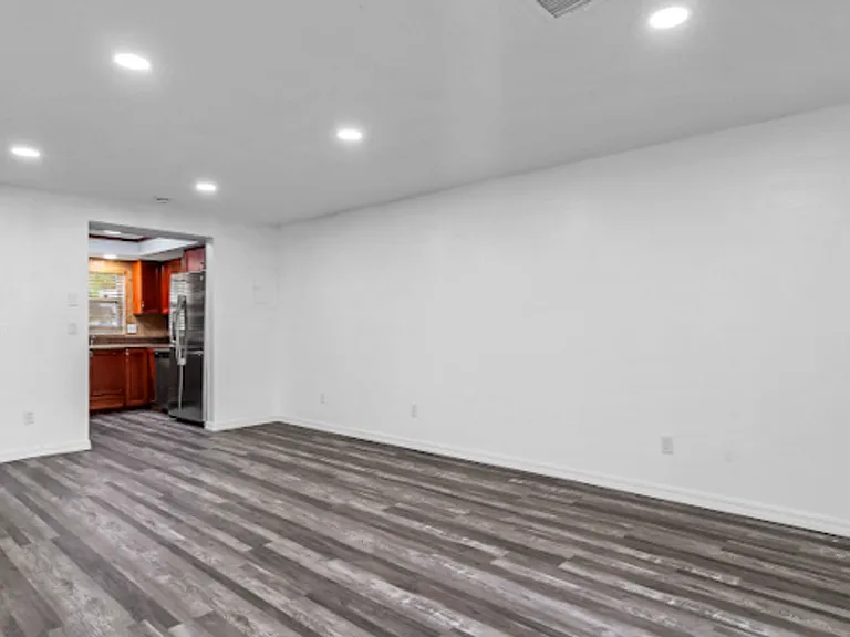 2871 S Pines Dr #24 — Photo 5