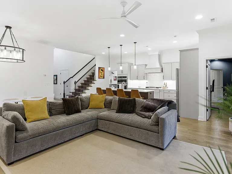 8513 Sunscape Ln — Photo 13