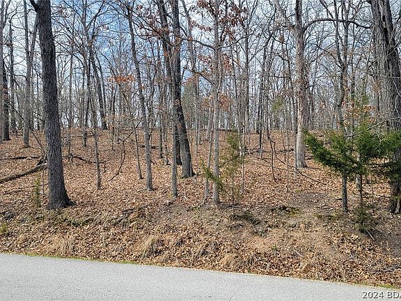 3rd image of 464 Grand View Dr