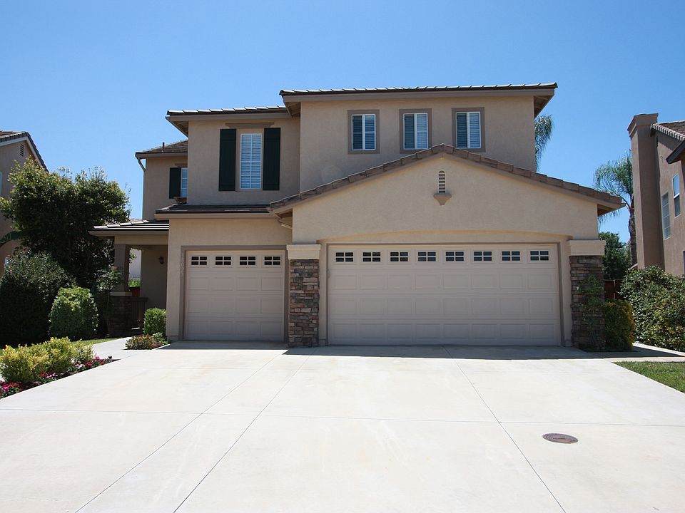 1st image of 38023 Pearwood Ln