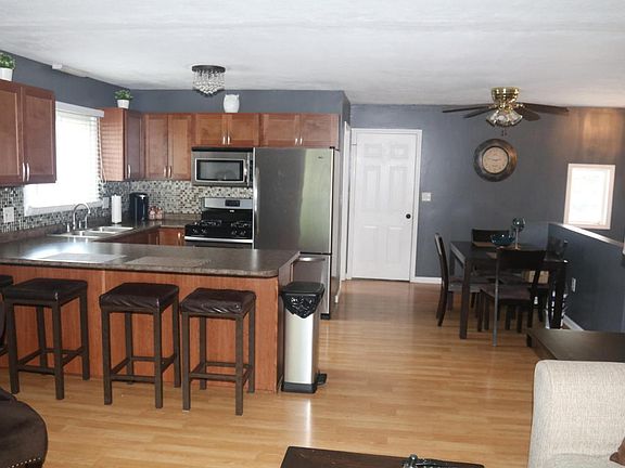 4th image of 2187 Highlander Dr SE