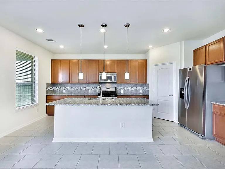 22423 Auburn Valley Ln — Photo 8