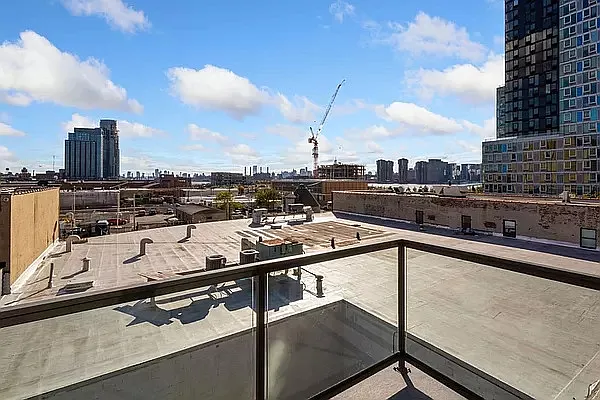 Rented by REAL New York | media 20