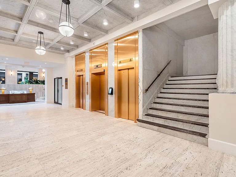 Mercantile Apartments — Photo 5