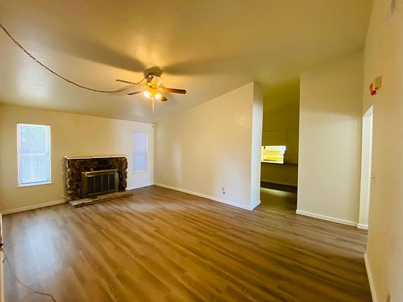 3rd image of 7516 Greyhawk Ct
