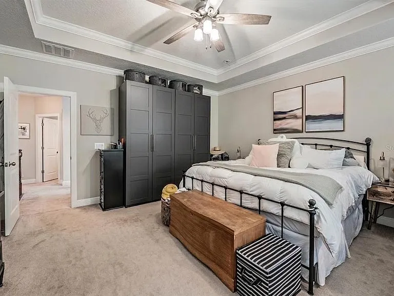 3007 W Palmira Ave — Photo 22