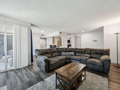 6050 Melody Ln APT 107, Dallas, TX, 75231