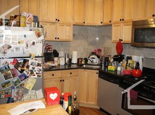 193 Winthrop Rd #3S, Brookline, MA 02445