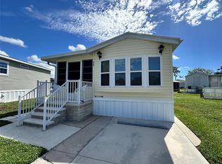 54 Crown Point Dr, Nokomis, FL 34275