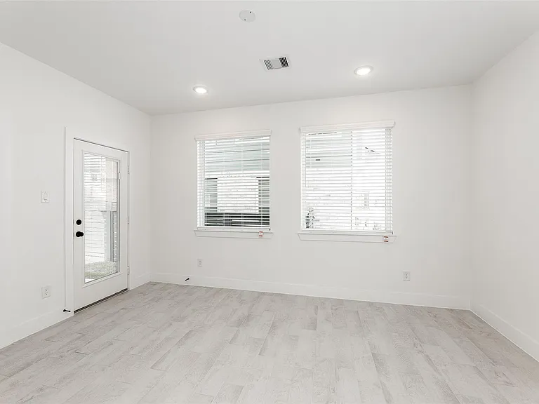 15131 Colorado Bend Park Dr — Photo 9