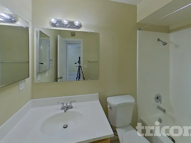 2403 S Evergreen Rd — Photo 14