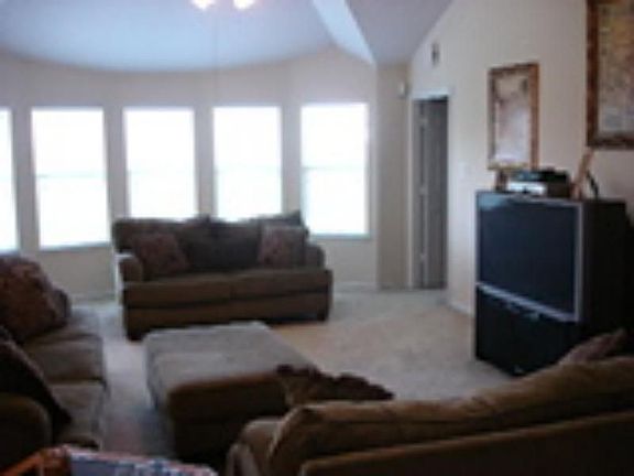 2nd image of 21435 Wellsford Glen Dr