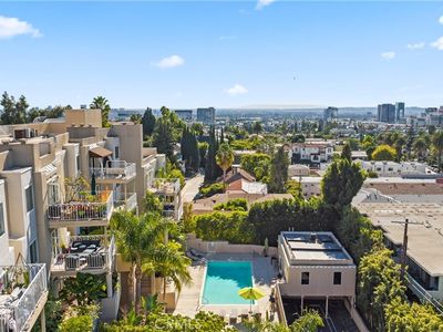 2222 N Beachwood Dr APT 205, Hollywood, CA, 90068