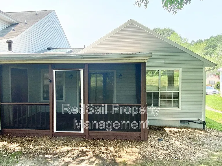 5310 Gardner Ct — Photo 17