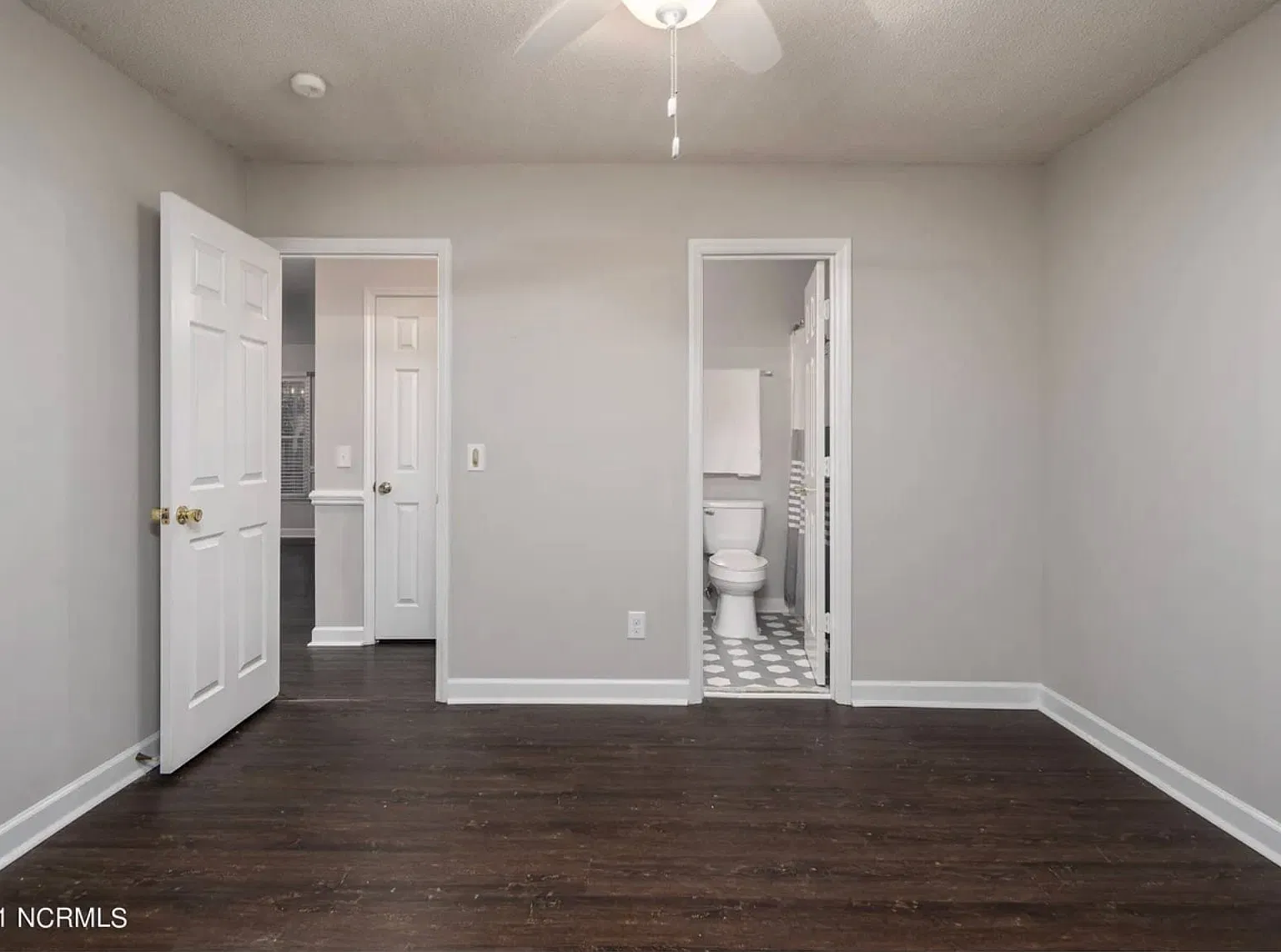 2 bed, 1742 sqft, $1,350 — Photo 3