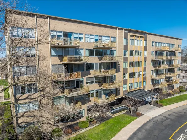 1400 East Ave APT 404, Rochester, NY 14610
