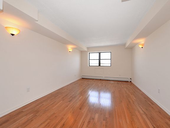 2nd image of 12 Brooklyn Ave APT 413