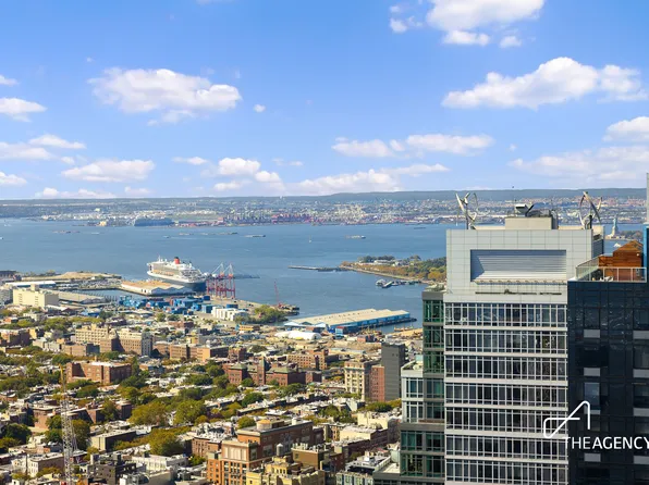 1 City Point image 10 of 15