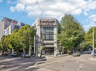 1030 NW 12th Ave APT 327, Portland, OR 97209