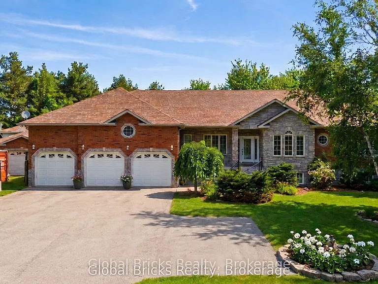 14 Fisher Dr — Photo 1