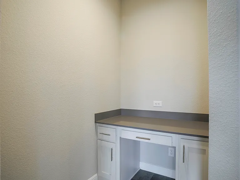 15825 Bronte Ln — Photo 14