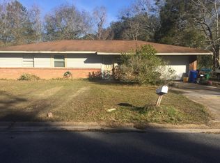 201 Barbara Cir, Ocean Springs, MS 39564