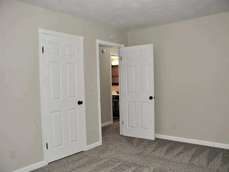 1811 E Front Ave — Photo 10