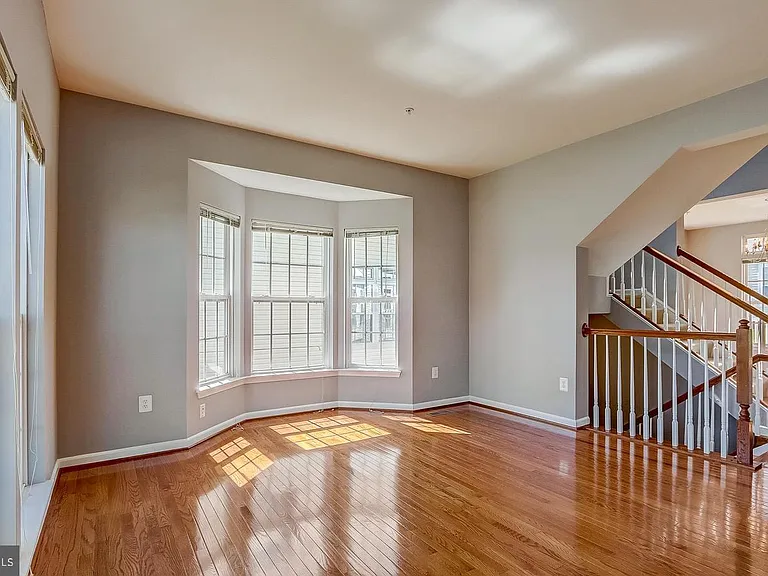 1709 Hayle Dr — Photo 7