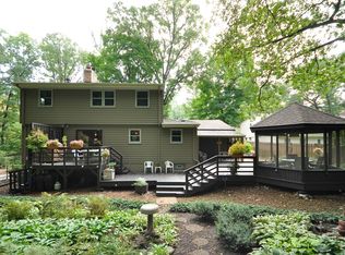 15827 Sunset Rd, Minnetonka, MN 55345