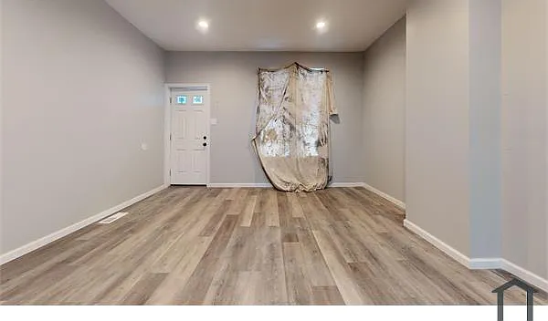 929 N Saint Bernard St — Photo 11