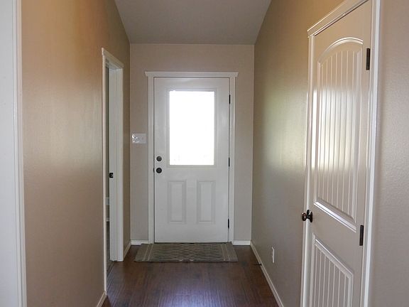 2nd image of 5038 Windwood Dr