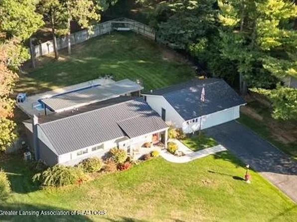 3919 Allston Dr, Jackson, MI 49201