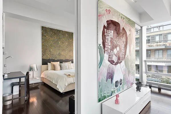 Sold by Compass | media 17