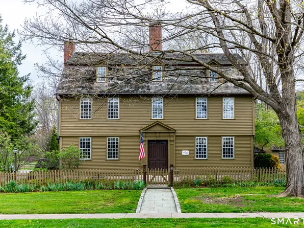 30 Hollow Road, Woodbury, CT 06798