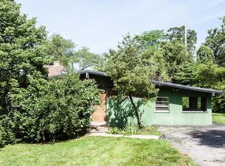 1111 Craig Dr, Saint Louis, MO 63122