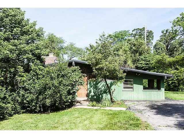 1111 Craig Dr photo 1