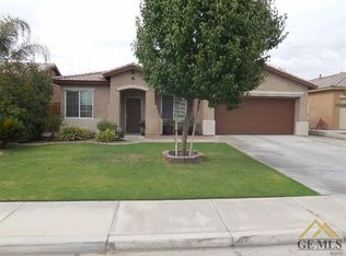 2220 Sosa Dr, Bakersfield, CA 93313