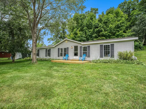 2048 36th St, Allegan, MI 49010