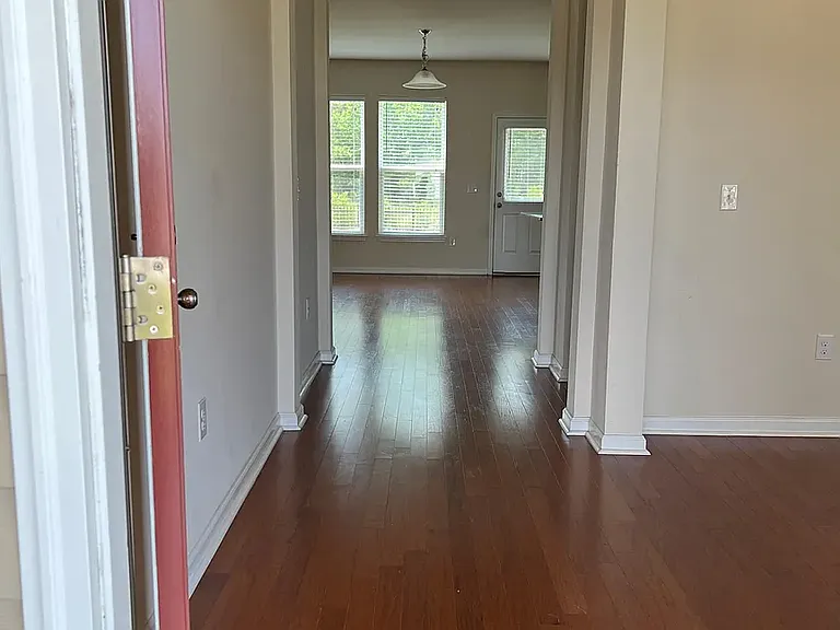 536 Majorca Loop — Photo 7