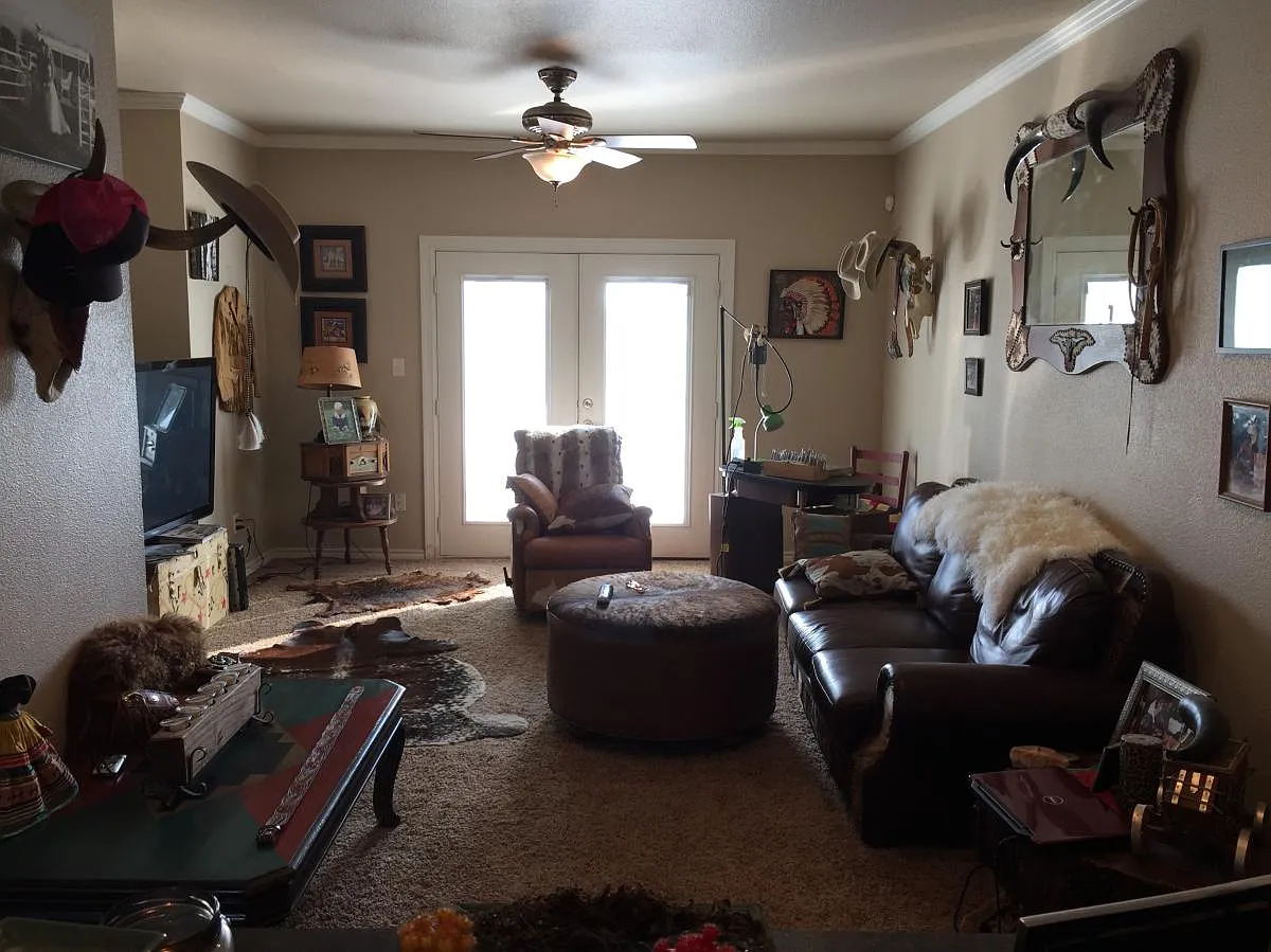 2 bed, 996 sqft, $1,300 — Photo 3