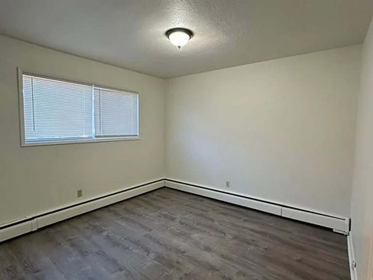2544 Union St — Photo 7